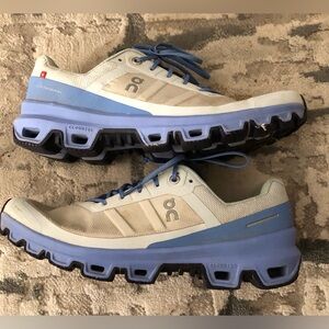On Cloud Cloudvista womens 9 light blue helion cloudtec